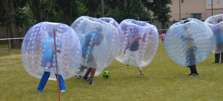 Epreuve pour un team building sportif Bubble foot olympiades